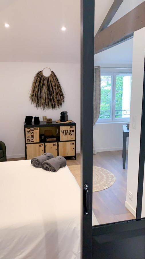 Les Logis De Candide Apartment